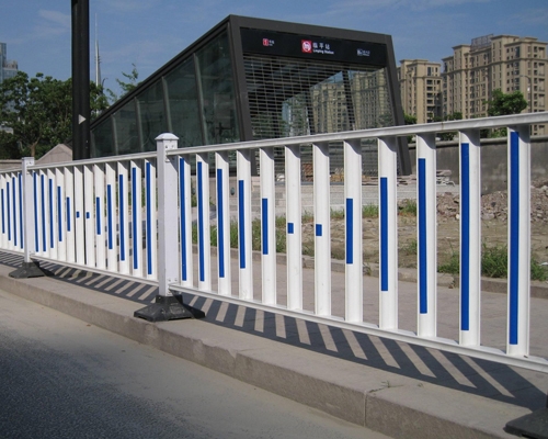 贵州道路护栏安装